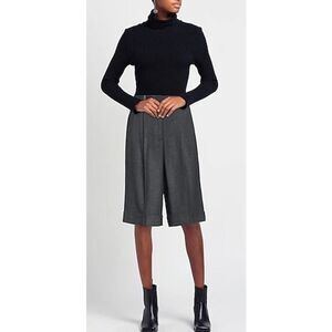 NWT Peserico Grey Linen Blend Bermuda Shorts Women’s Sz. 6